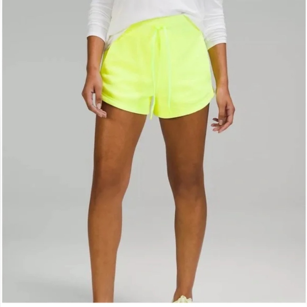 Lululemon Inner Glow Shorts - 10 - Highlight Yellow